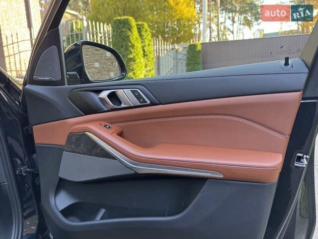 Черный БМВ Х5, объемом двигателя 3 л и пробегом 13 тыс. км за 109000 $, фото 13 на Automoto.ua