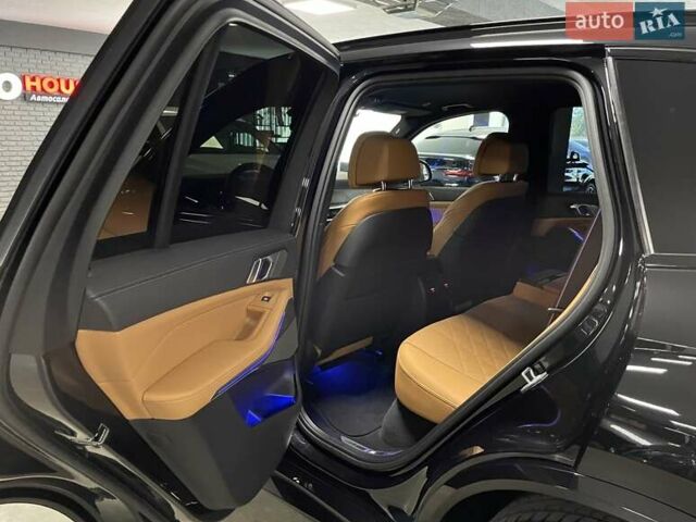 Чорний БМВ Х5, об'ємом двигуна 2.99 л та пробігом 10 тис. км за 112700 $, фото 34 на Automoto.ua