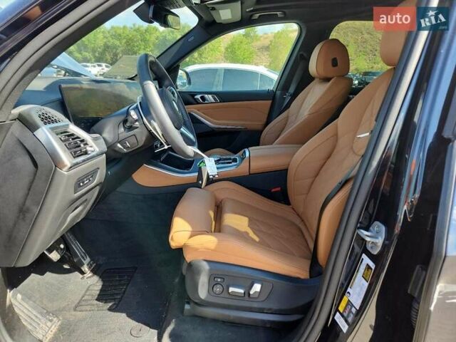 Чорний БМВ Х5, об'ємом двигуна 3 л та пробігом 9 тис. км за 82000 $, фото 6 на Automoto.ua