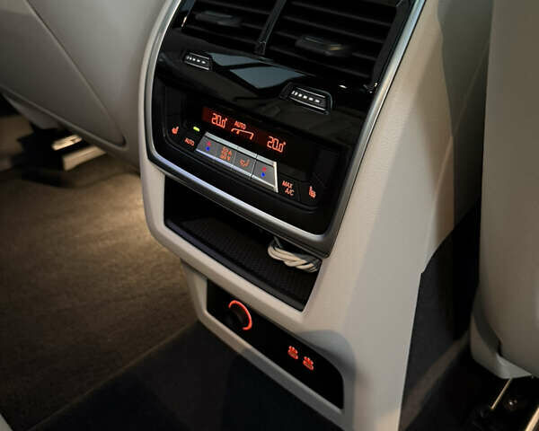 Черный БМВ Х5, объемом двигателя 3 л и пробегом 18 тыс. км за 155000 $, фото 24 на Automoto.ua