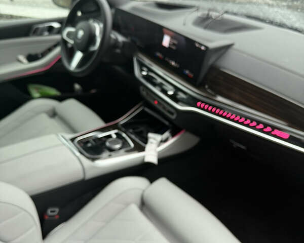 Черный БМВ Х5, объемом двигателя 3 л и пробегом 22 тыс. км за 89000 $, фото 4 на Automoto.ua