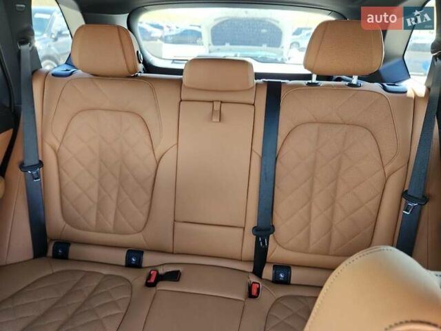 Чорний БМВ Х5, об'ємом двигуна 3 л та пробігом 9 тис. км за 82000 $, фото 9 на Automoto.ua