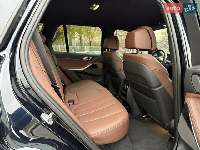 Чорний БМВ Х5, об'ємом двигуна 2.99 л та пробігом 5 тис. км за 123500 $, фото 31 на Automoto.ua