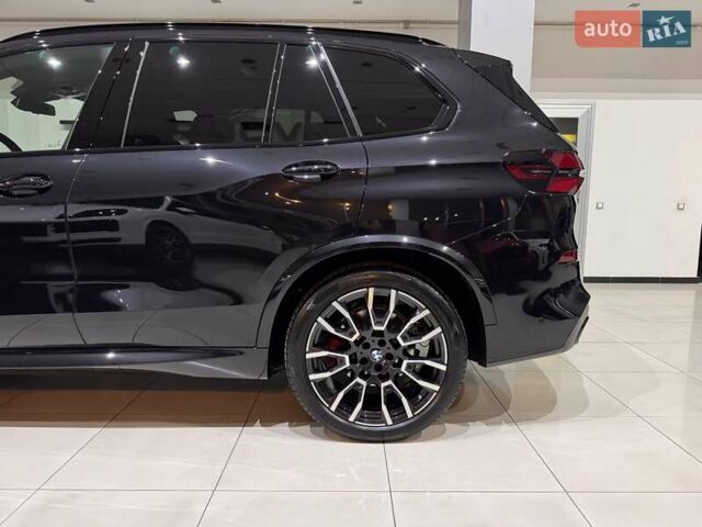 Черный БМВ Х5, объемом двигателя 3 л и пробегом 13 тыс. км за 129900 $, фото 4 на Automoto.ua
