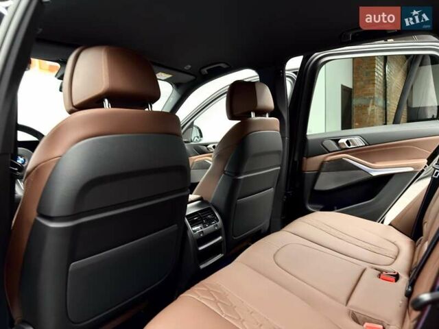 Черный БМВ Х5, объемом двигателя 3 л и пробегом 1 тыс. км за 127990 $, фото 44 на Automoto.ua