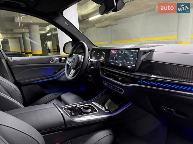 Черный БМВ Х5, объемом двигателя 4.4 л и пробегом 1 тыс. км за 159500 $, фото 106 на Automoto.ua