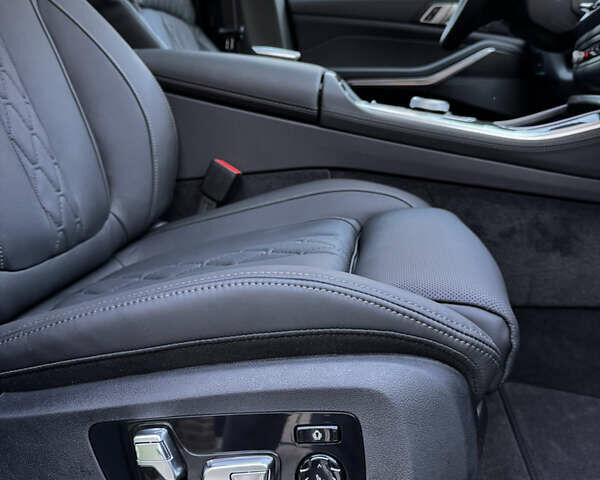 Черный БМВ Х5, объемом двигателя 2.99 л и пробегом 1 тыс. км за 154000 $, фото 35 на Automoto.ua