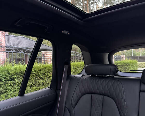 Черный БМВ Х5, объемом двигателя 2.99 л и пробегом 1 тыс. км за 154000 $, фото 66 на Automoto.ua