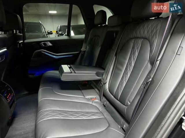 Черный БМВ Х5, объемом двигателя 4.4 л и пробегом 1 тыс. км за 159500 $, фото 68 на Automoto.ua