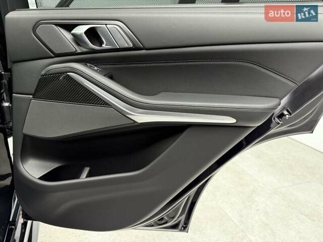 Чорний БМВ Х5, об'ємом двигуна 2.99 л та пробігом 1 тис. км за 136700 $, фото 42 на Automoto.ua