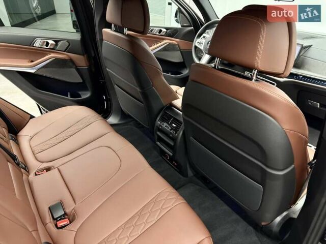 Черный БМВ Х5, объемом двигателя 3 л и пробегом 1 тыс. км за 127990 $, фото 49 на Automoto.ua