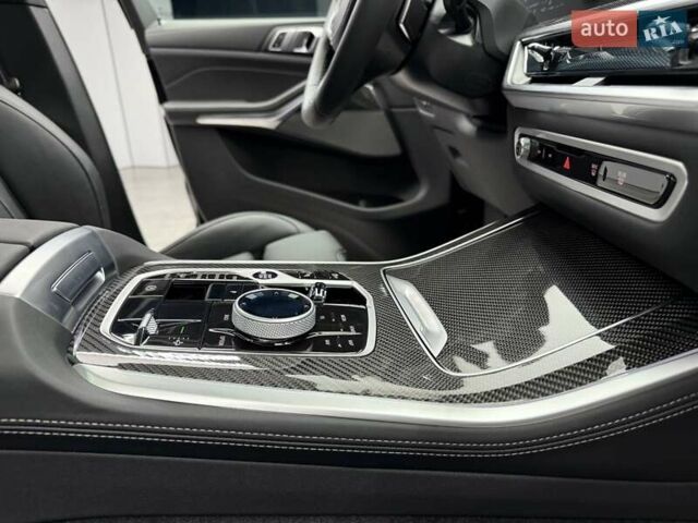 Чорний БМВ Х5, об'ємом двигуна 2.99 л та пробігом 1 тис. км за 136700 $, фото 60 на Automoto.ua