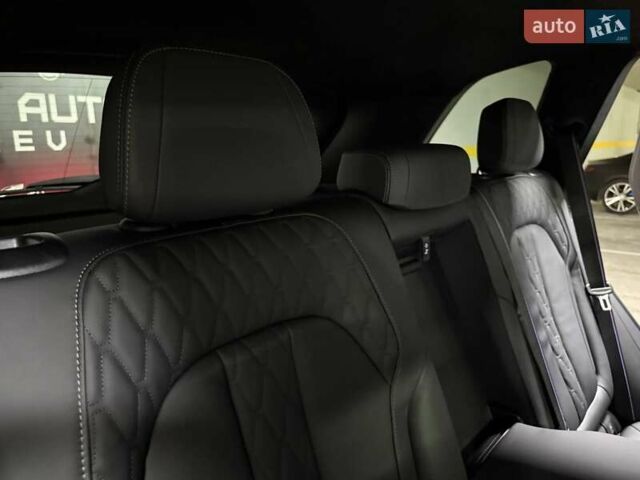 Черный БМВ Х5, объемом двигателя 4.4 л и пробегом 1 тыс. км за 159500 $, фото 76 на Automoto.ua