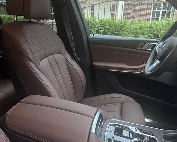 Черный БМВ Х5, объемом двигателя 2.99 л и пробегом 1 тыс. км за 142000 $, фото 33 на Automoto.ua