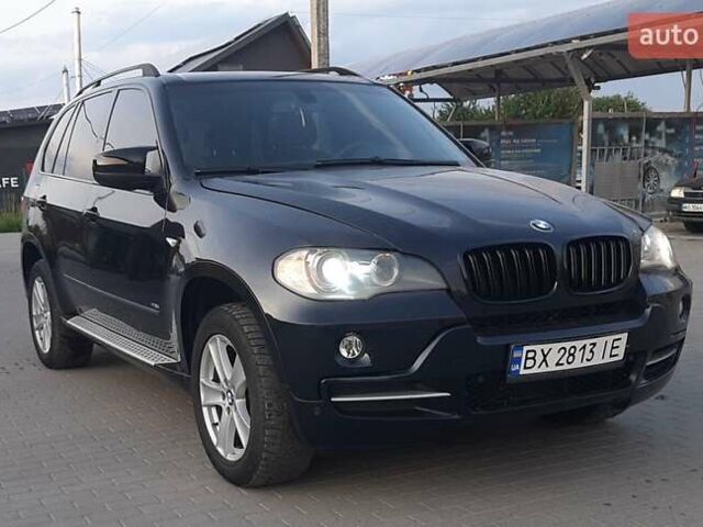 Фиолетовый БМВ Х5, объемом двигателя 4.8 л и пробегом 313 тыс. км за 8500 $, фото 1 на Automoto.ua