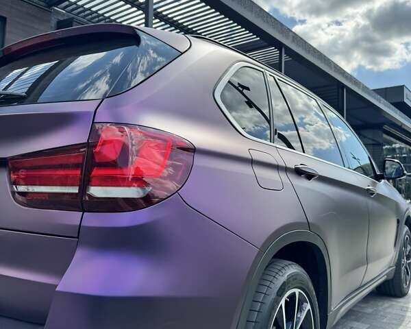 Фиолетовый БМВ Х5, объемом двигателя 2.99 л и пробегом 102 тыс. км за 40000 $, фото 21 на Automoto.ua