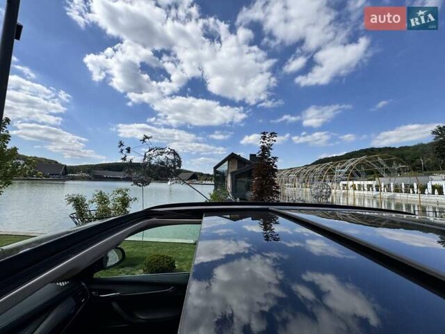 Фиолетовый БМВ Х5, объемом двигателя 2.99 л и пробегом 102 тыс. км за 40000 $, фото 13 на Automoto.ua