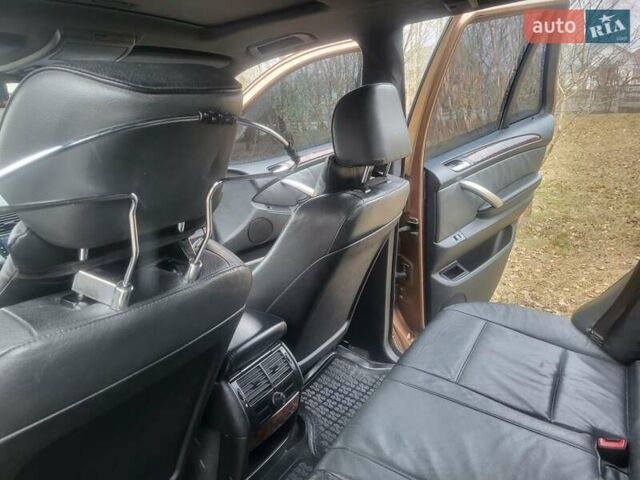 Коричневий БМВ Х5, об'ємом двигуна 2.98 л та пробігом 325 тис. км за 9200 $, фото 91 на Automoto.ua