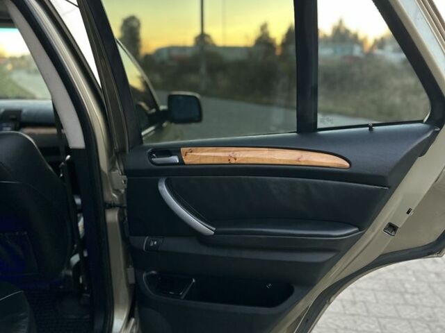 Коричневый БМВ Х5, объемом двигателя 3 л и пробегом 350 тыс. км за 7150 $, фото 12 на Automoto.ua