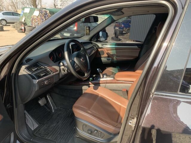 Коричневий БМВ Х5, об'ємом двигуна 4.8 л та пробігом 280 тис. км за 8800 $, фото 6 на Automoto.ua