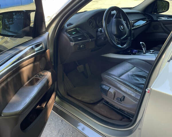 Коричневий БМВ Х5, об'ємом двигуна 2.99 л та пробігом 200 тис. км за 15400 $, фото 8 на Automoto.ua