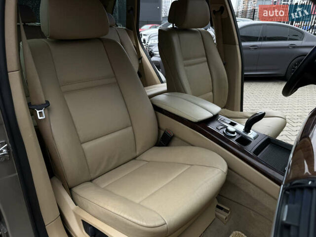 Коричневый БМВ Х5, объемом двигателя 2.99 л и пробегом 330 тыс. км за 14500 $, фото 18 на Automoto.ua