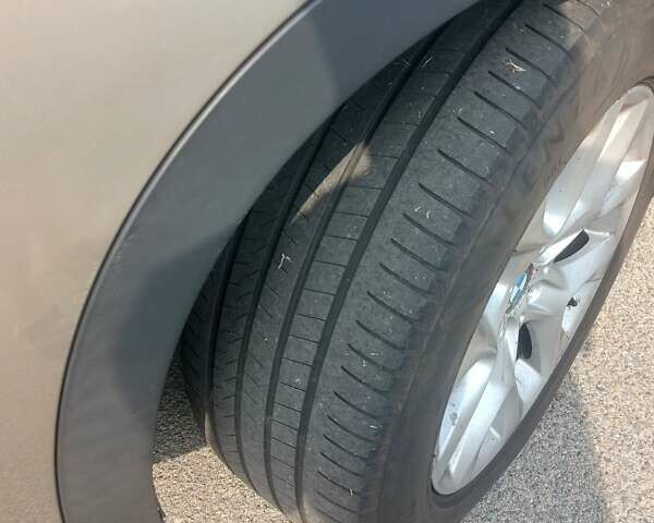 Коричневый БМВ Х5, объемом двигателя 3 л и пробегом 346 тыс. км за 10200 $, фото 1 на Automoto.ua