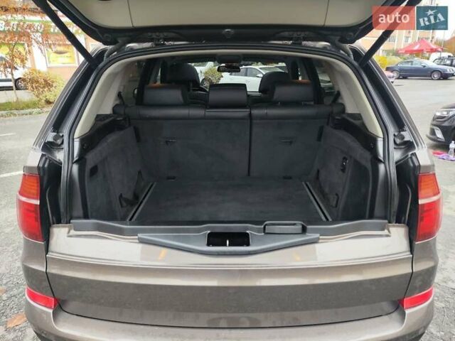 Коричневый БМВ Х5, объемом двигателя 3 л и пробегом 258 тыс. км за 17000 $, фото 10 на Automoto.ua