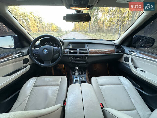БМВ Х5 2010 в Чернигове на Automoto.ua Коричневый БМВ Х5, объемом двигателя 3 л и пробегом 303 тыс. км за 12800 $, фото 34 на Automoto.ua