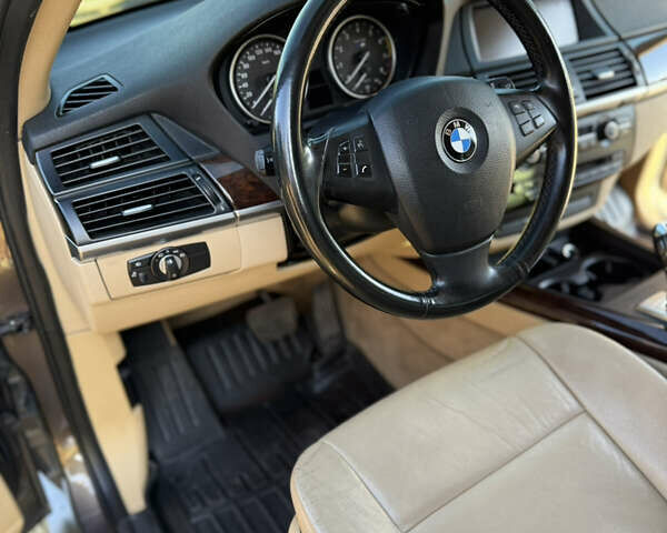 Коричневий БМВ Х5, об'ємом двигуна 2.98 л та пробігом 258 тис. км за 13700 $, фото 11 на Automoto.ua