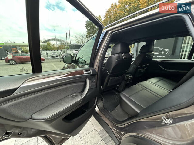 Коричневый БМВ Х5, объемом двигателя 2.99 л и пробегом 249 тыс. км за 19900 $, фото 20 на Automoto.ua