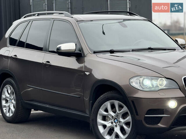 Коричневый БМВ Х5, объемом двигателя 2.98 л и пробегом 203 тыс. км за 11350 $, фото 2 на Automoto.ua
