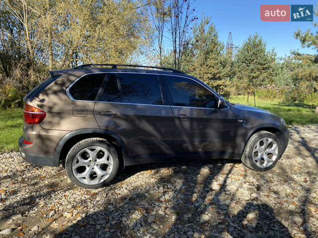 БМВ Х5 2010 в Новояворовск на Automoto.ua Коричневый БМВ Х5, объемом двигателя 2.99 л и пробегом 256 тыс. км за 16900 $, фото 6 на Automoto.ua