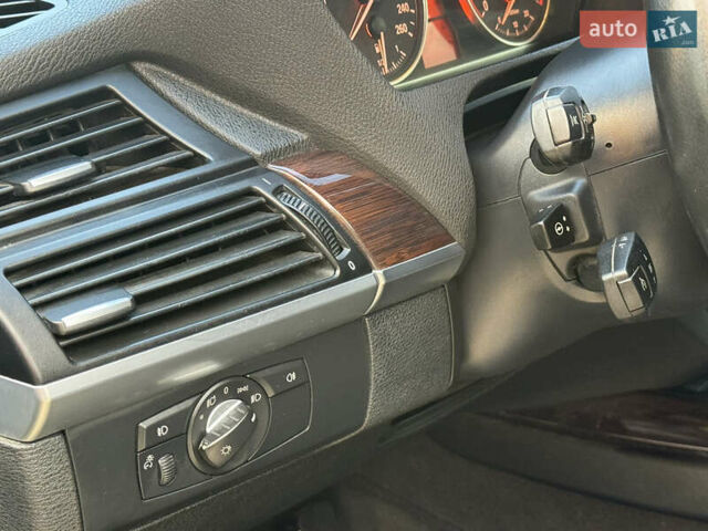 БМВ Х5 2010 в Новомосковске на Automoto.ua Коричневый БМВ Х5, объемом двигателя 2.98 л и пробегом 255 тыс. км за 12200 $, фото 11 на Automoto.ua