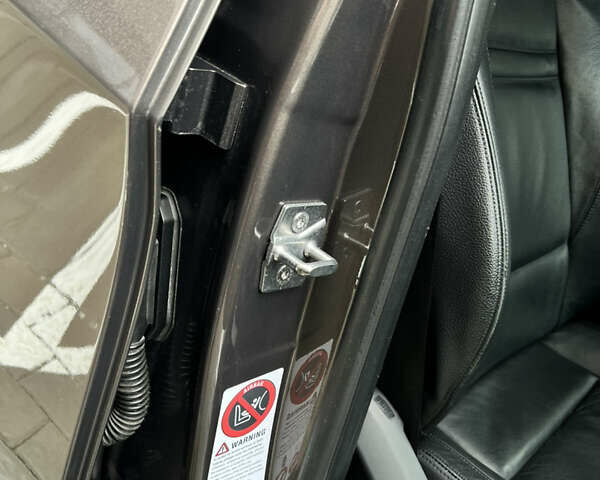 Коричневий БМВ Х5, об'ємом двигуна 3 л та пробігом 289 тис. км за 18500 $, фото 45 на Automoto.ua