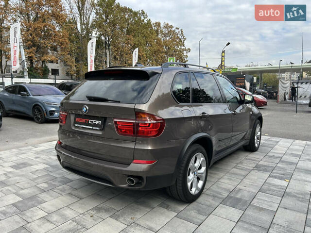 Коричневый БМВ Х5, объемом двигателя 2.99 л и пробегом 249 тыс. км за 19900 $, фото 9 на Automoto.ua