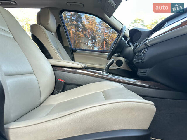 БМВ Х5 2010 в Чернигове на Automoto.ua Коричневый БМВ Х5, объемом двигателя 3 л и пробегом 303 тыс. км за 12800 $, фото 28 на Automoto.ua