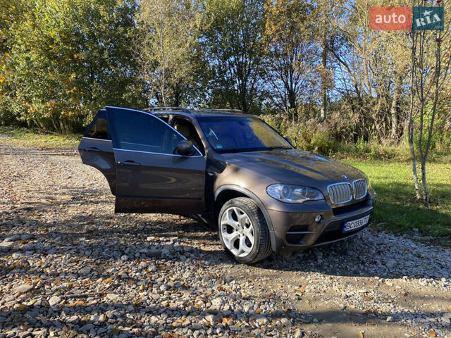 БМВ Х5 2010 в Новояворовск на Automoto.ua Коричневый БМВ Х5, объемом двигателя 2.99 л и пробегом 256 тыс. км за 16900 $, фото 8 на Automoto.ua