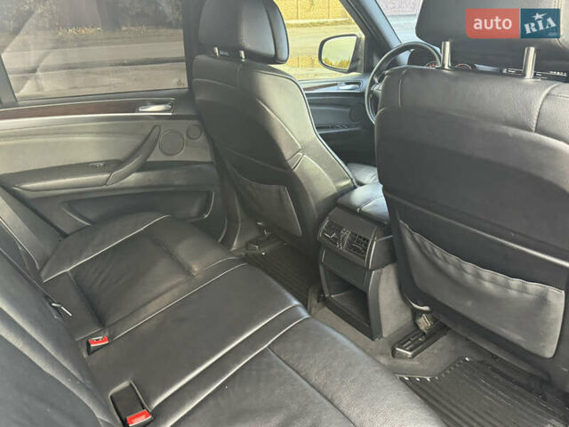 БМВ Х5 2010 в Новомосковске на Automoto.ua Коричневый БМВ Х5, объемом двигателя 2.98 л и пробегом 255 тыс. км за 12200 $, фото 8 на Automoto.ua