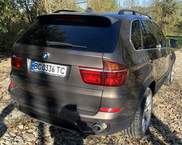 БМВ Х5 2010 в Новояворовск на Automoto.ua Коричневый БМВ Х5, объемом двигателя 2.99 л и пробегом 256 тыс. км за 16900 $, фото 33 на Automoto.ua