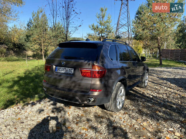 БМВ Х5 2010 в Новояворовск на Automoto.ua Коричневый БМВ Х5, объемом двигателя 2.99 л и пробегом 256 тыс. км за 16900 $, фото 5 на Automoto.ua