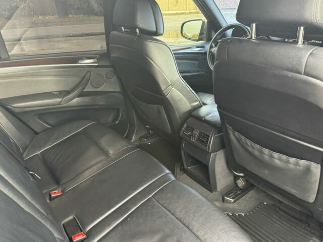 Коричневый БМВ Х5, объемом двигателя 3 л и пробегом 255 тыс. км за 12200 $, фото 9 на Automoto.ua