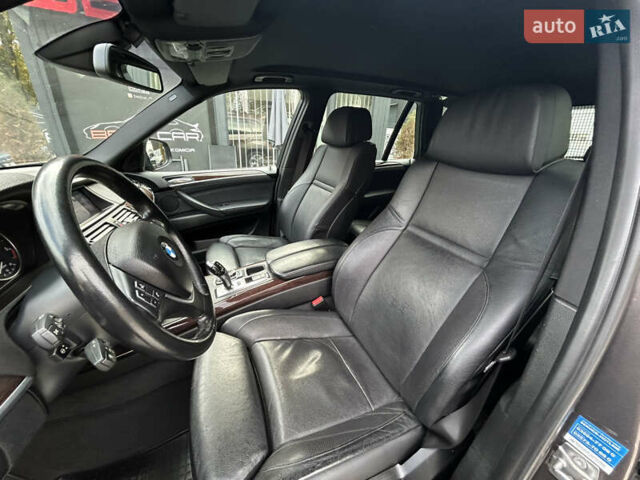 Коричневый БМВ Х5, объемом двигателя 2.99 л и пробегом 249 тыс. км за 19900 $, фото 16 на Automoto.ua