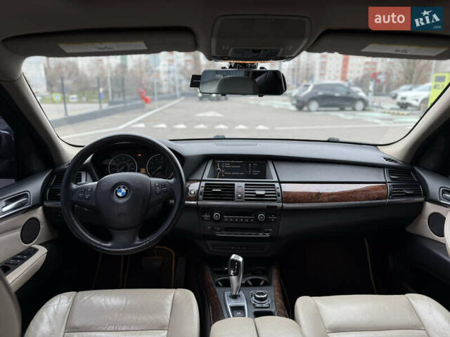 Коричневый БМВ Х5, объемом двигателя 2.98 л и пробегом 304 тыс. км за 10400 $, фото 17 на Automoto.ua