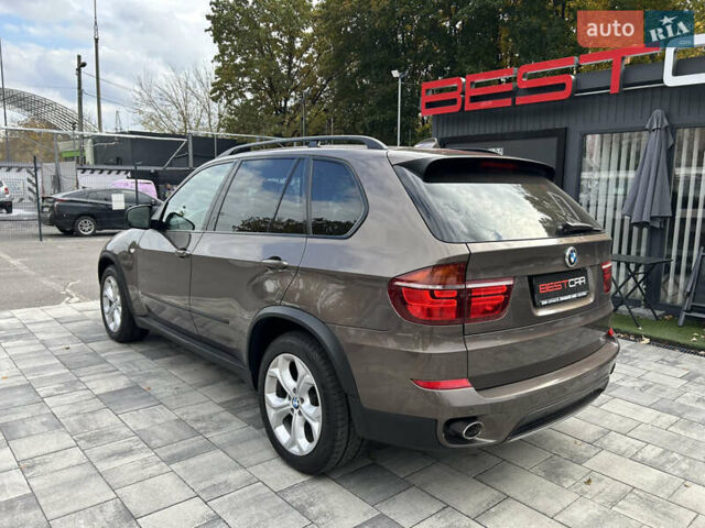 Коричневый БМВ Х5, объемом двигателя 2.99 л и пробегом 249 тыс. км за 19900 $, фото 13 на Automoto.ua