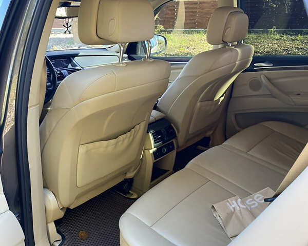 БМВ Х5 2010 в Новояворовск на Automoto.ua Коричневый БМВ Х5, объемом двигателя 2.99 л и пробегом 256 тыс. км за 16900 $, фото 19 на Automoto.ua