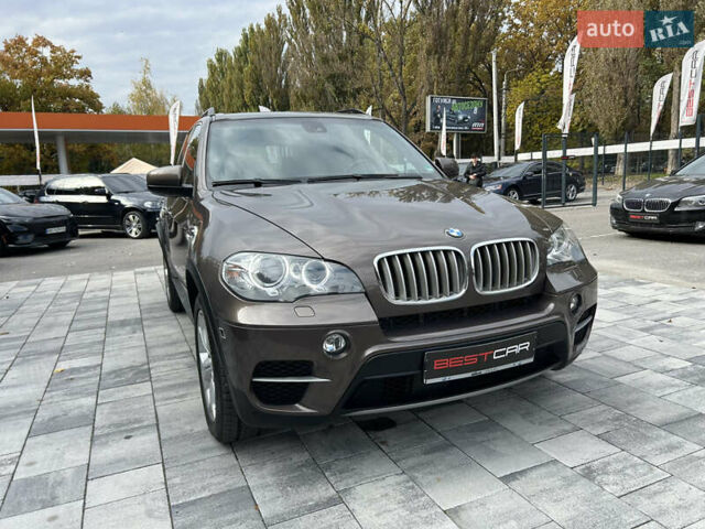 Коричневый БМВ Х5, объемом двигателя 2.99 л и пробегом 249 тыс. км за 19900 $, фото 4 на Automoto.ua
