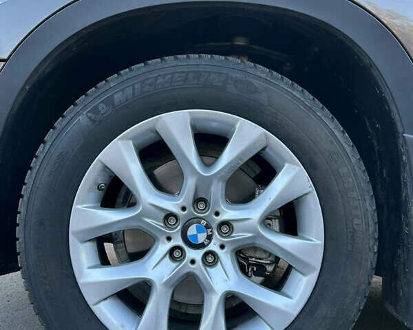 БМВ Х5 2010 в Чернигове на Automoto.ua Коричневый БМВ Х5, объемом двигателя 3 л и пробегом 303 тыс. км за 12800 $, фото 13 на Automoto.ua