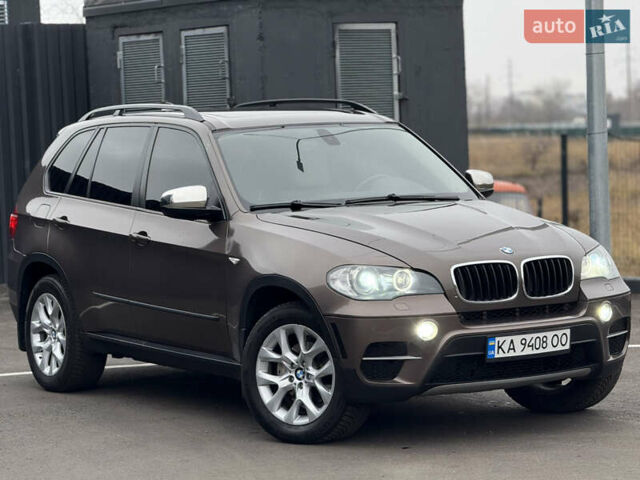 Коричневый БМВ Х5, объемом двигателя 2.98 л и пробегом 203 тыс. км за 11350 $, фото 1 на Automoto.ua