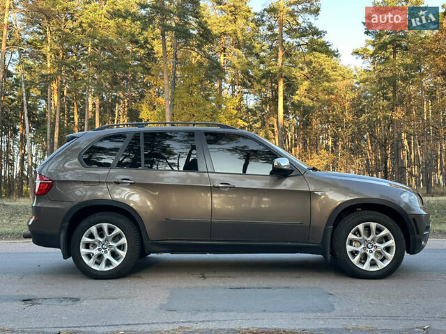 БМВ Х5 2010 в Чернигове на Automoto.ua Коричневый БМВ Х5, объемом двигателя 3 л и пробегом 303 тыс. км за 12800 $, фото 3 на Automoto.ua